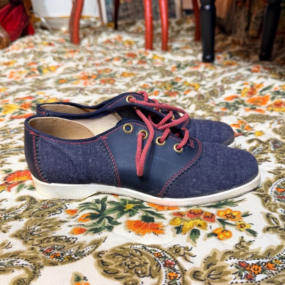 Vintage Women's Denim Blue Brunswick Oxford Shoes‎ Red Laces Made in USA - 5